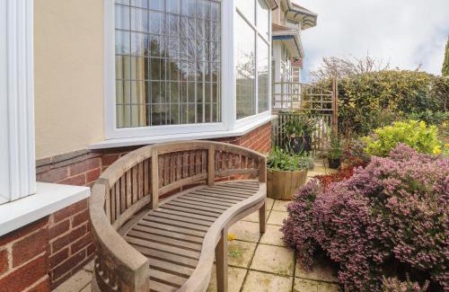 Rhos on Sea Apartment | Coniston