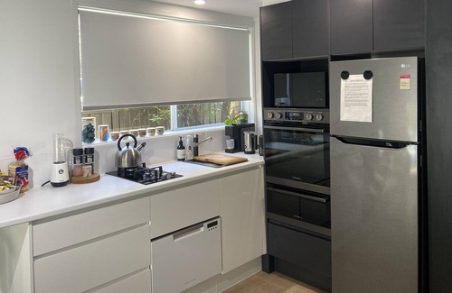 Lake Conjola Bed & Breakfast | Conjola Inn-let with SUP's, canoe & bikes for two....