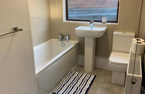 Shotley Bridge Apartment | Consett Shotley Bridge - Stylish Spacious Three Bedroom Apartment
