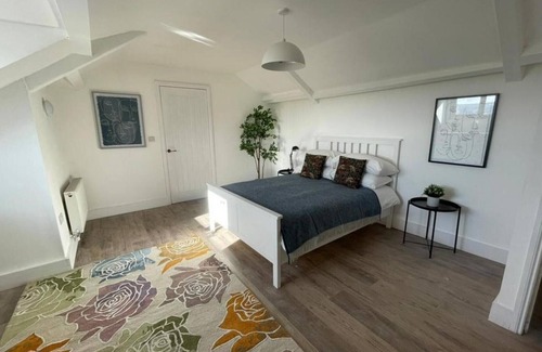 Consett Apartment | Consett Shotley Bridge Stylish & Spacious Four Bedroom Townhouse
