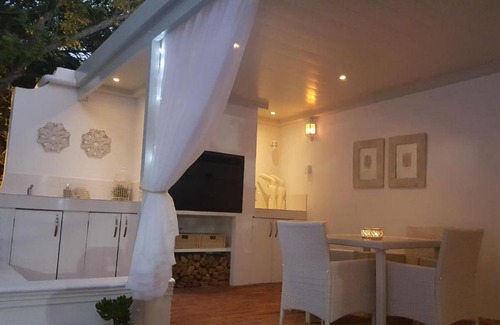 Constantia House | Constantia Garden Suites