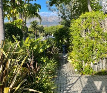 Constantia House | Constantiaberg Eco-Villa