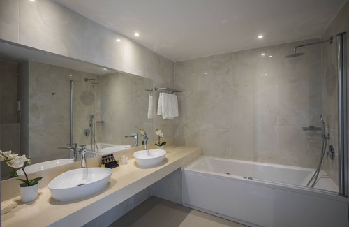 Protaras Hotel | Constantinos The Great Beach Hotel