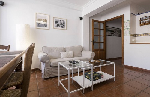 San Roque House | CONSTITUCION 27 - Magnificent apartment near the beach and with free WiFi.