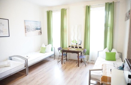 Wahring House | Contactless Check-In Room4You Währing