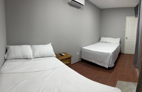 San Luis Talpa Hotel | Container house
