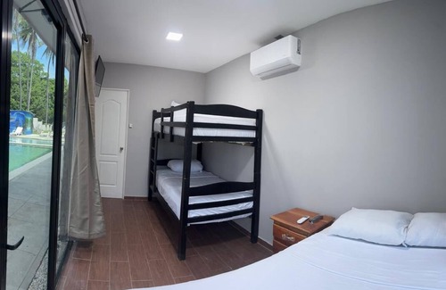 San Luis Talpa Hotel | Container house