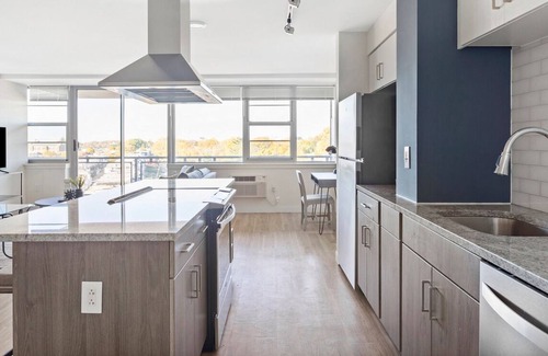 Wynnefield Apartment | Contemporary 1BR, in unit Washer/Dryer, FREE parking with all amenities!