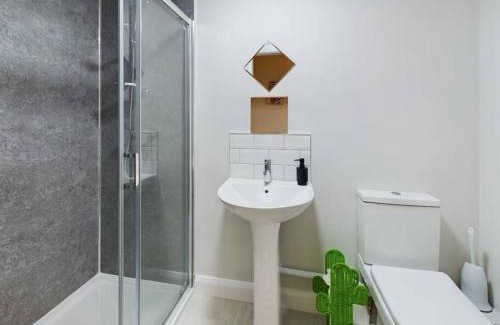 Belfast Apartment | Contemporary 2-Bedroom Apartment