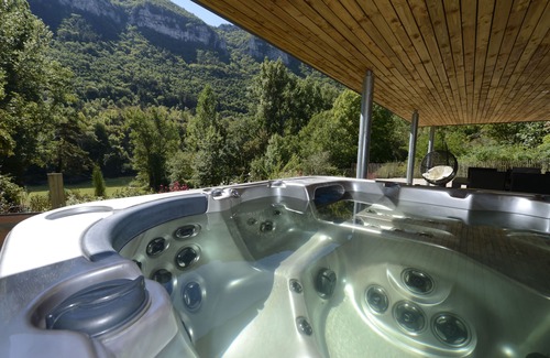 Mostuejouls Villa | Contemporary 5-star villa Design & Nature ® Spa Private beach Gorges du Tarn