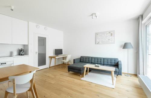 Prague 5 Apartment | Contemporary apartment with garage parking