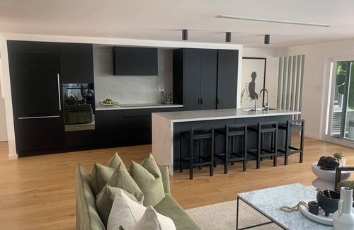 Avalon Beach House | Contemporary Beach House