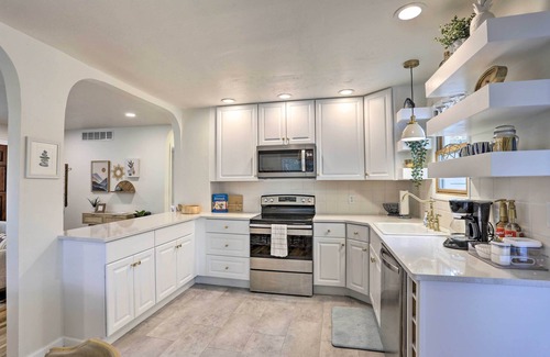 Sunset House | Contemporary Boise House w/Large Backyard!