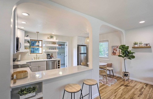 Sunset House | Contemporary Boise House w/Large Backyard!