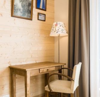 Chaparon Apartment | Contemporary Chalet