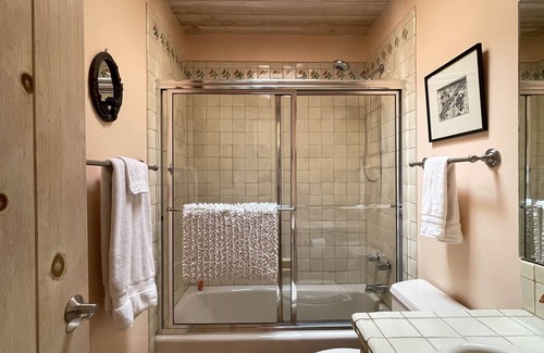Eldorado at Santa Fe House | Contemporary Country Getaway