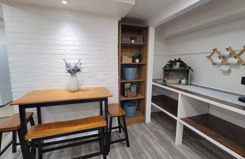 La Grande Apartment | Contemporary Downtown Basement Apartment in La Grande!