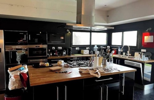 Guichen House | Contemporary family home