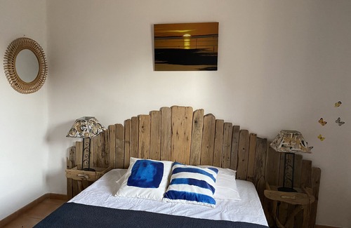 Arles Other | Contemporary farmhouse all mods cons in a 10 ha estate at the heart of the C