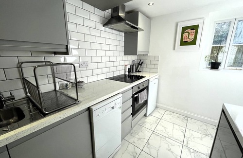 Clifton Apartment | Contemporary Garden Flat in Clifton