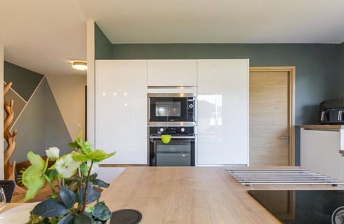 Gouville-sur-Mer Cottage | Contemporary house near beach with garden and Nordic bath