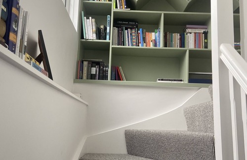 Fleet House | Contemporary house Business Only close to Golf & Farnham/EV electric charger