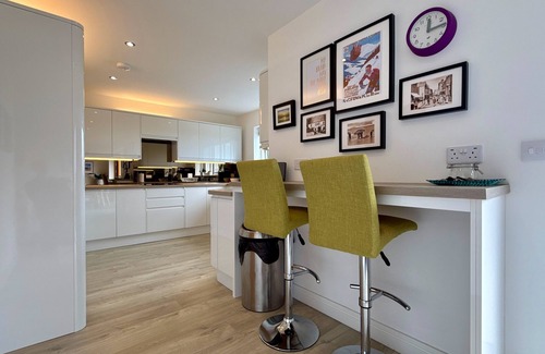 Dyffryn Ardudwy House | Contemporary House, distant sea views and lovely sunsets.