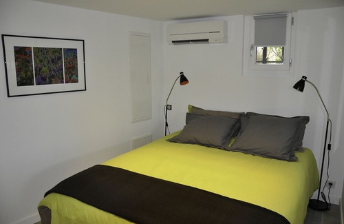 Les Vans Cottage | Contemporary house in a charming