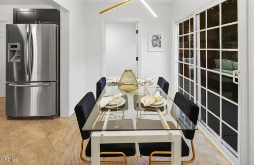 Crescenta Highlands House | Contemporary Peaceful home in Glendale Hills