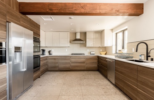 Lake Hodges Villa | Contemporary Retreat with Private Pool and Lake Views