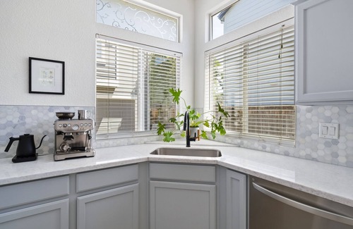 Healdsburg House | Contemporary style meets country charm for ideal Wine Country living.