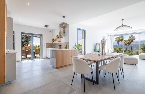Nice Ski Chalet | Contemporary villa Crémat - Swimming pool - AC