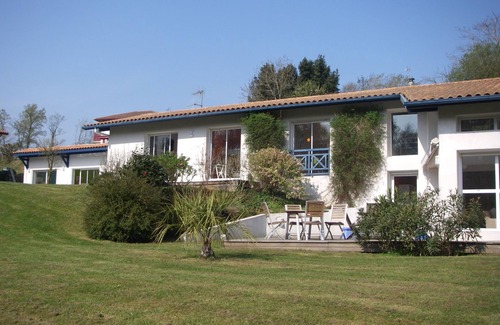 Bassussarry House | contemporary villa 240 m2 for 8 people