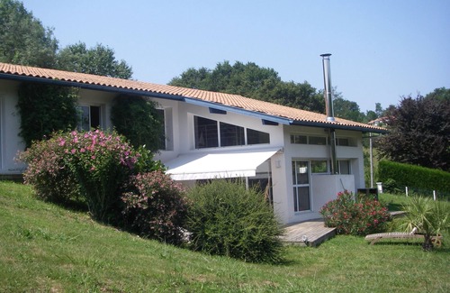 Bassussarry House | contemporary villa 240 m2 for 8 people