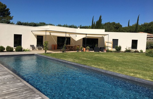 Saint-Cannat Villa | Contemporary villa with swimming pool set in 4000m2 of landscaped grounds