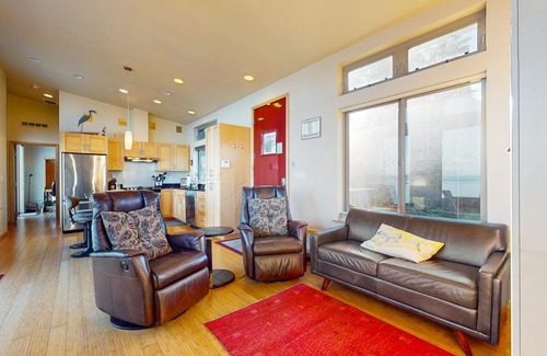 Coupeville House | Contemporary Waterfront Home with Beautiful Views - Near Penn Cove