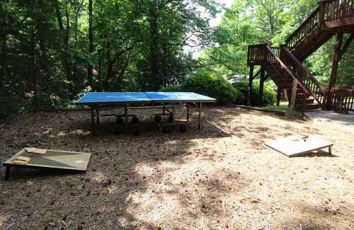 Bowling Green House | Contemporary woodland home on Lake Wylie with hot tub, sleeps 16