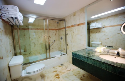 Chetumal Hotel | Continental Caribe Bay
