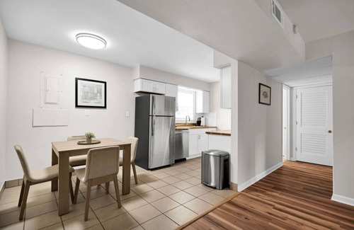 Newburgh Apartment | Contract worker retreat!