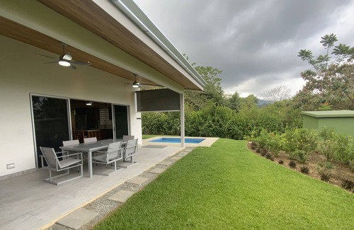 Ciudad Cortes House | Convenient to Amenities, pool, high speed internet