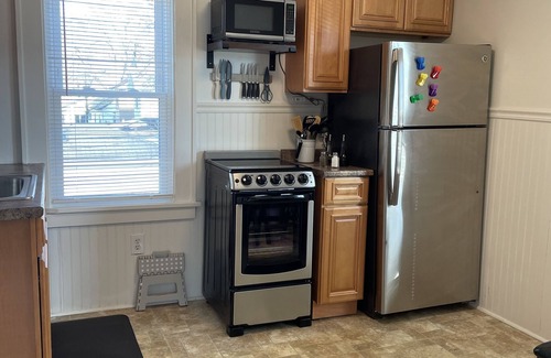 Rochester Apartment | Convenience Meets Comfort & Cozy