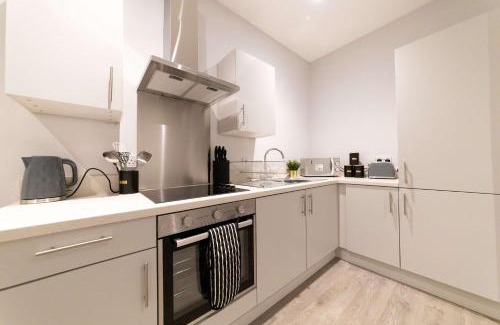 Liverpool Apartment | Convenient 2 Bed Apartment in Waterloo Liverpool