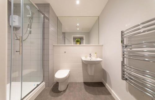Liverpool Apartment | Convenient 2 Bed Apartment in Waterloo Liverpool