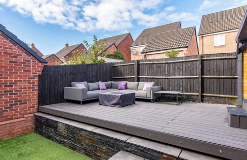 Derby House | Convenient 2 Bedroom House Near Derby City Centre