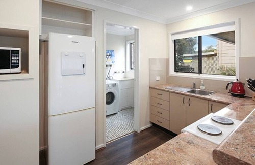Gorokan Villa | Convenient location; close to Tuggerah Lake.