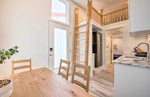 South Salt Lake House | Convenient Salt Lake Tiny Home with Chic Interior!