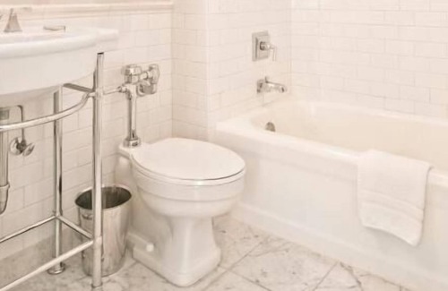 Goose Hollow House | Convenient Stay, Superb Location Near Portland Art Museum! with Parking!