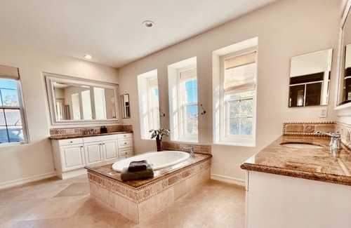 Ladera Ranch House | Conveniently located, 3,357 sq. ft. Spacious and comfortable.