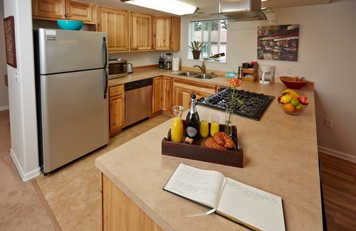Spenard House | Conveniently Located Near Airport With Access To Everything Alaska Has To Offer!