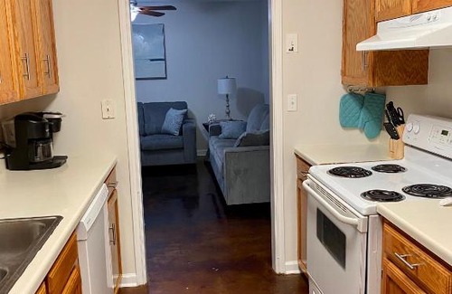 Lake Charles Apartment | Conveniently located South Lake Charles Apartment